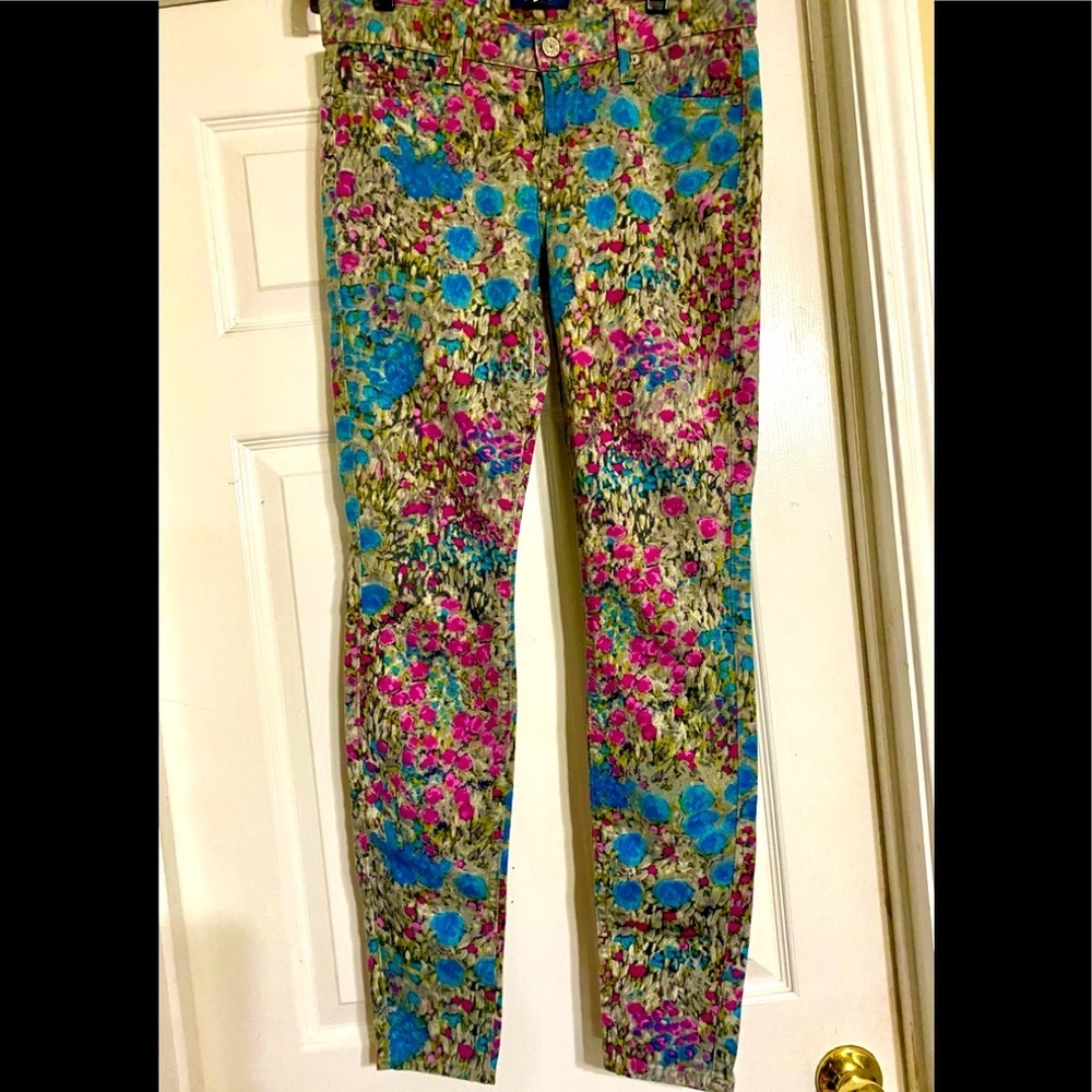 7 For All Mankind~Beautiful Floral skinny jeans / pants~sz 28 waist